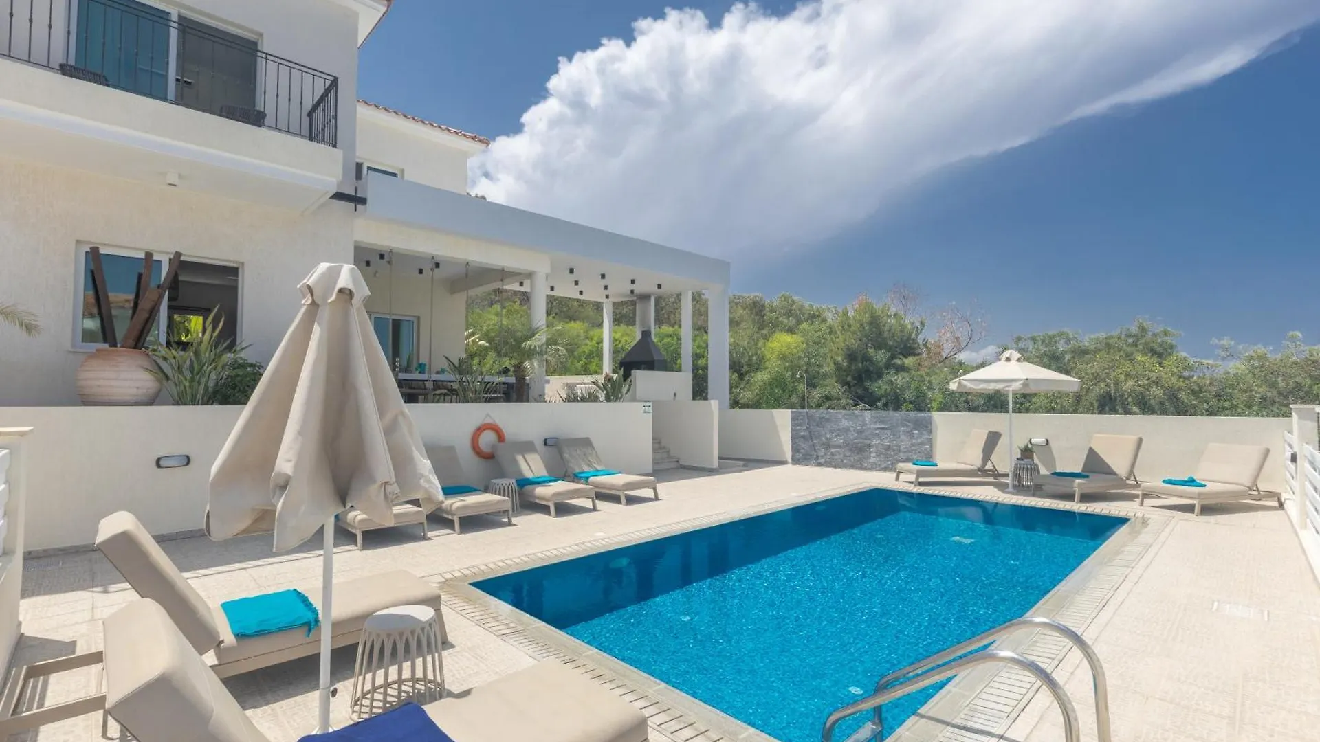 Romeo & Juliet Villa Protaras