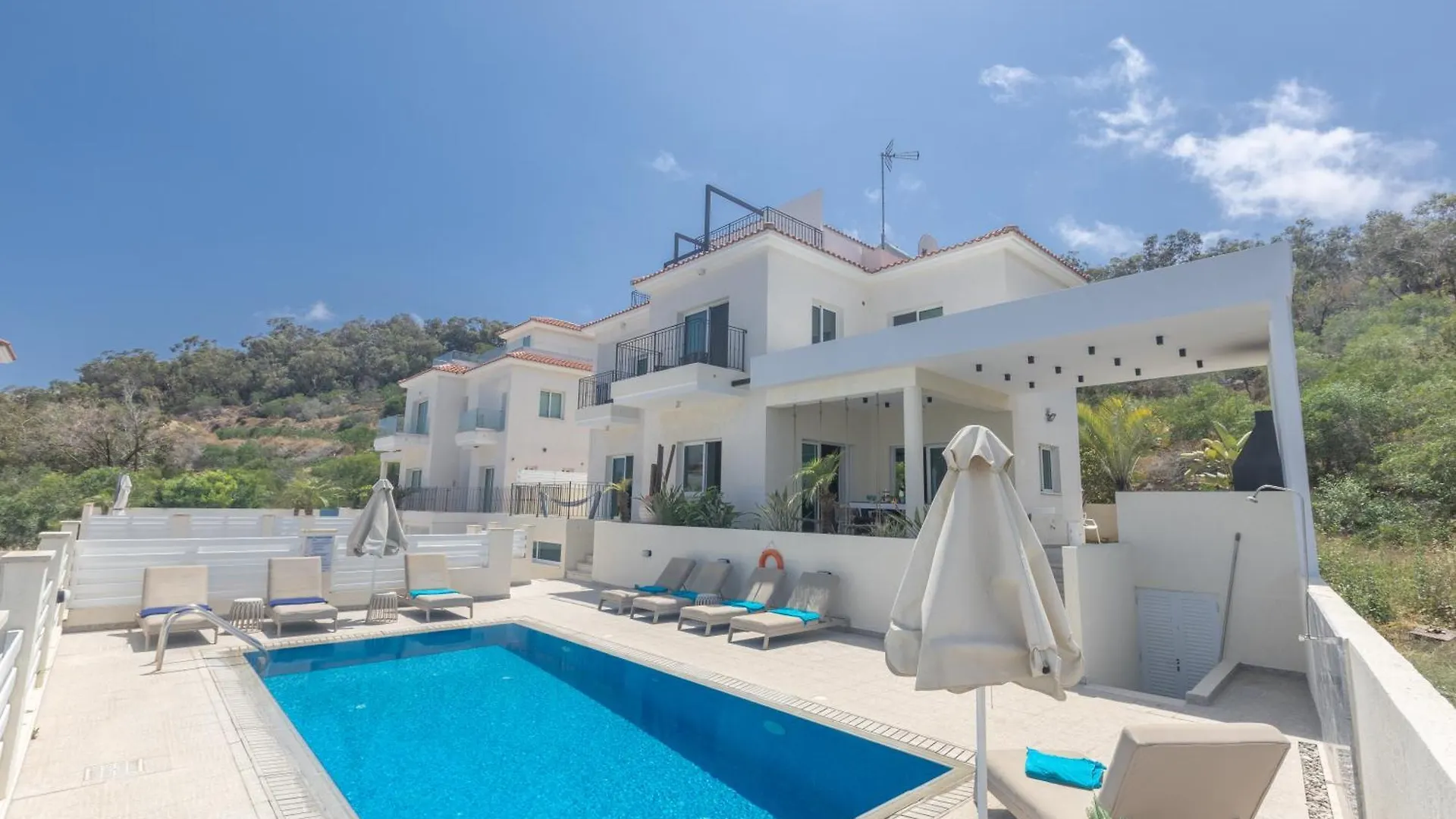 Romeo & Juliet Villa Protaras