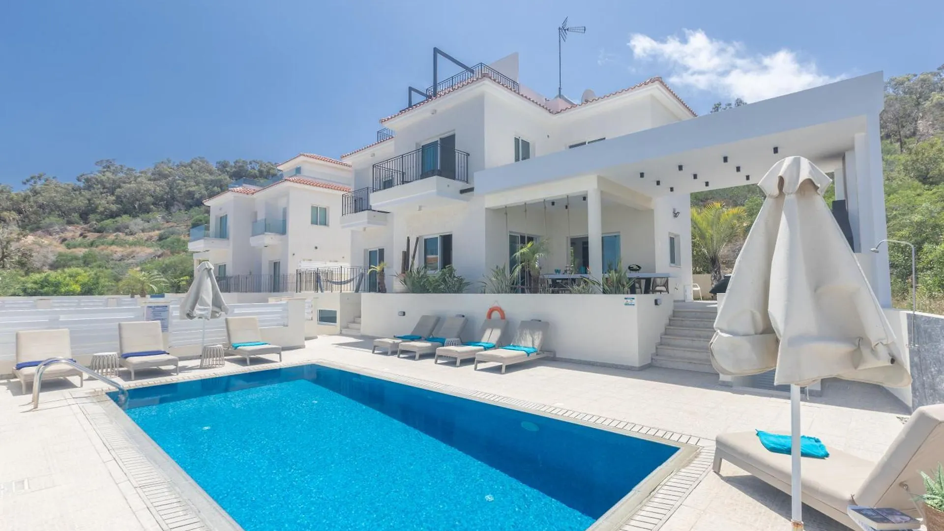 Romeo & Juliet Villa Protaras