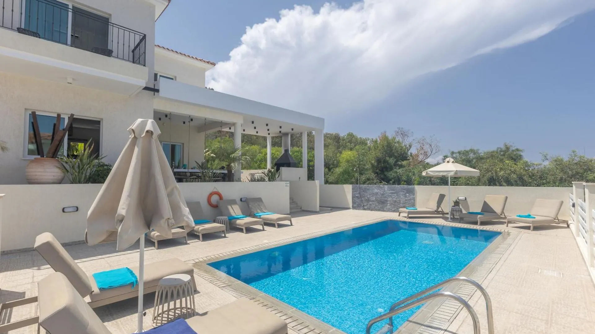 Romeo & Juliet Villa Protaras