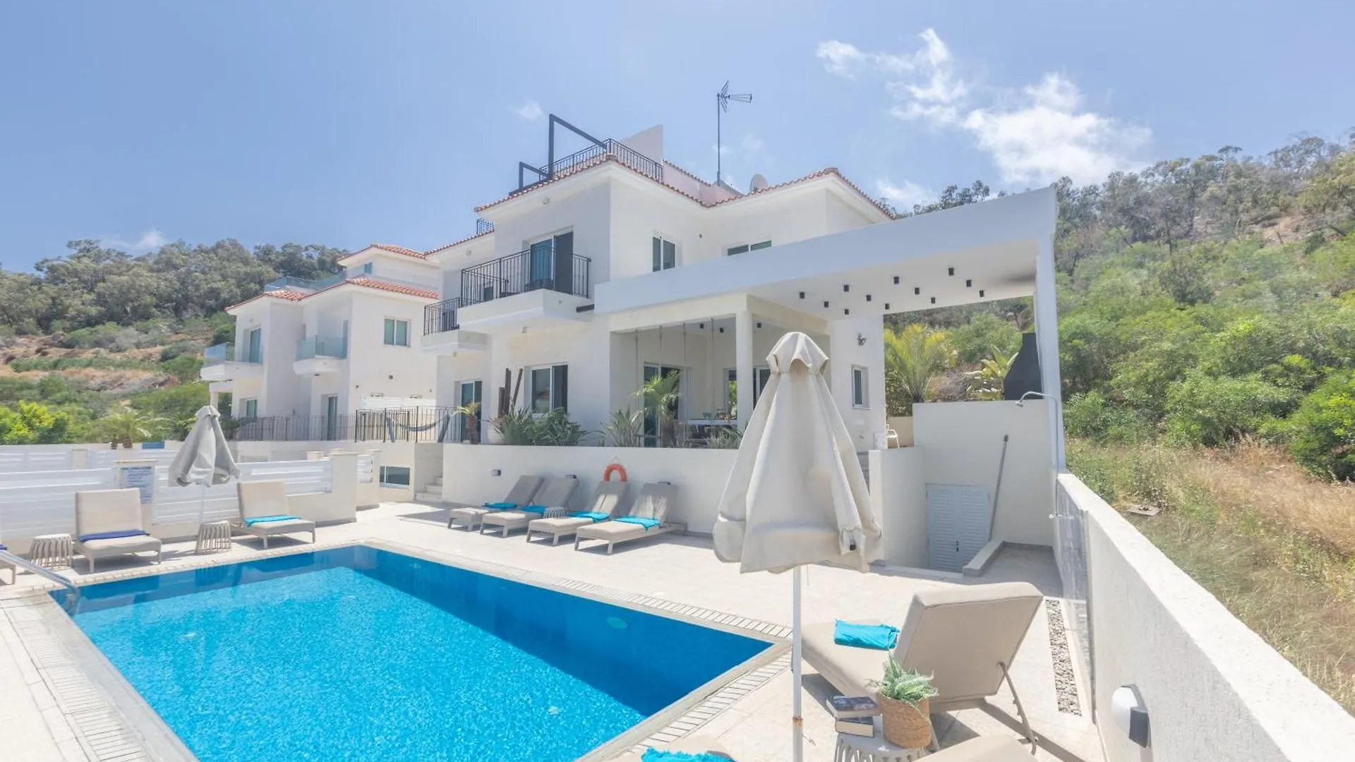 Romeo & Juliet Villa Protaras