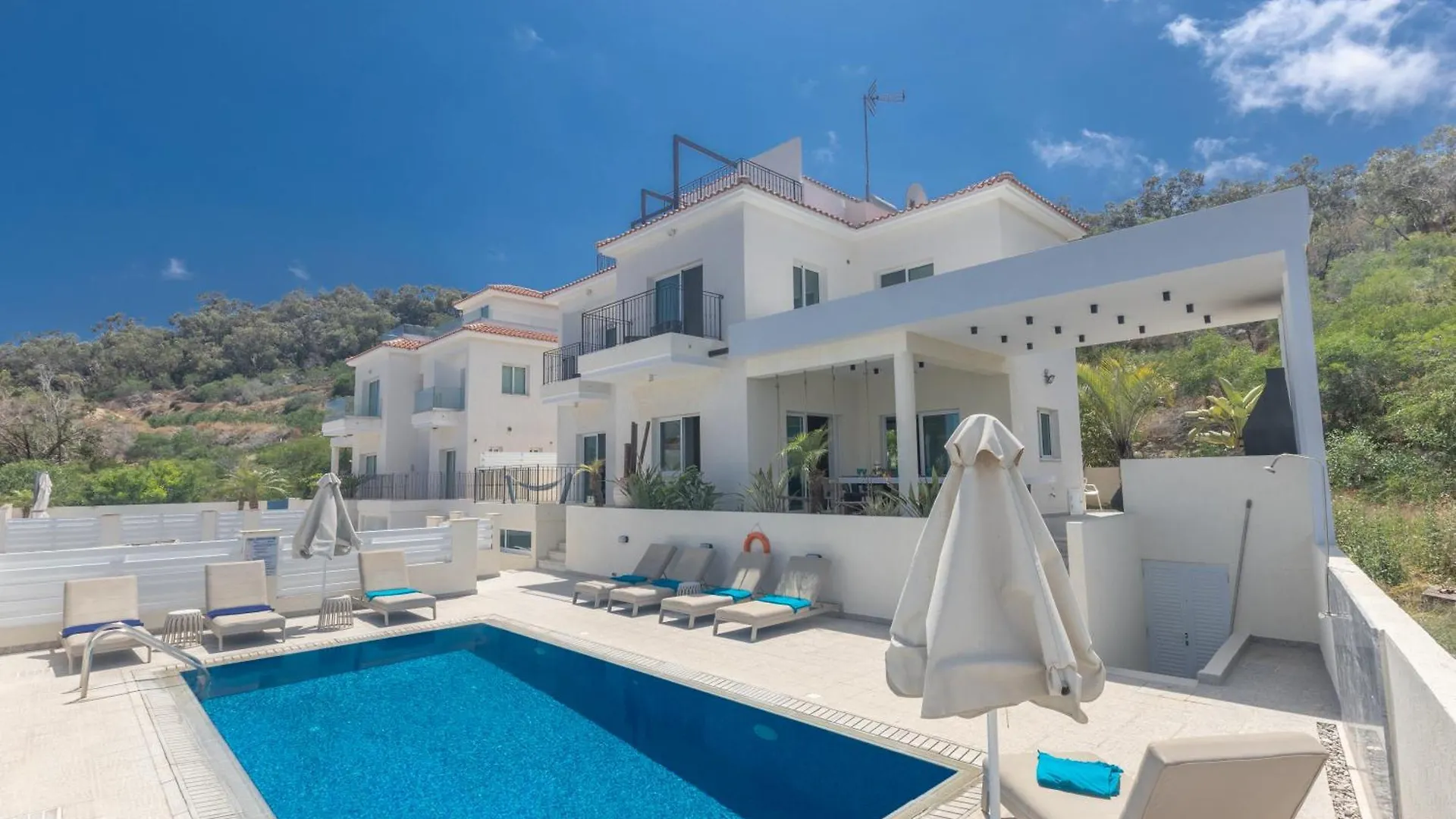 Romeo & Juliet Villa Protaras
