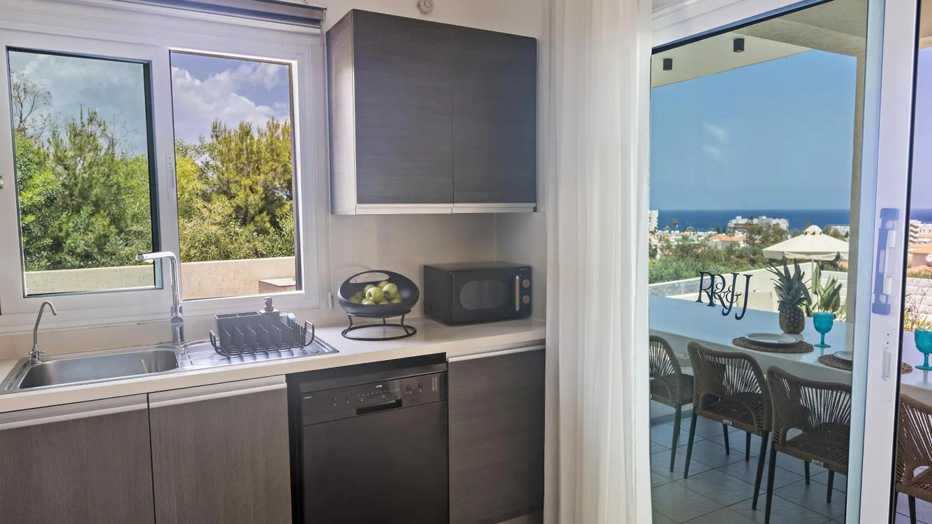 Romeo & Juliet Villa Protaras